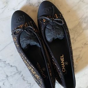 Chanel Gold and Black Tweed Ballet Flats